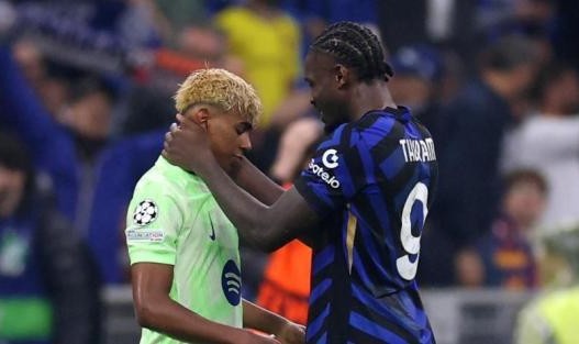 开云体育网址-巴萨的悲伤之夜？我们要看到那朵花