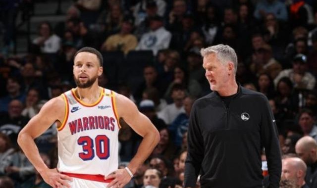 开云体育-防守效率冲上联盟第一 勇士靠的不只是巴特勒