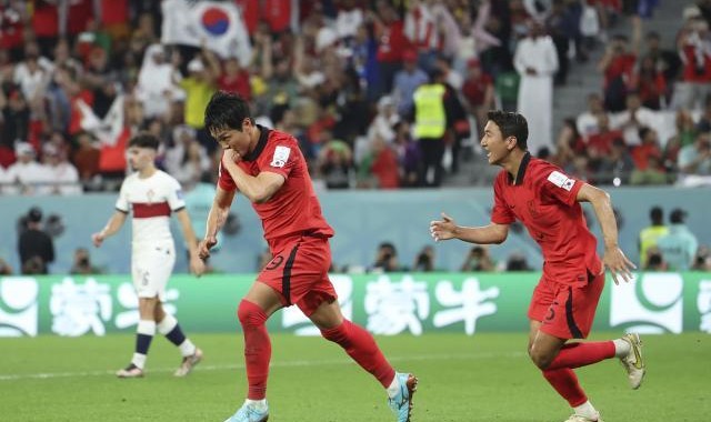 开云体育下载-金英权回韩1年赚不到800万 仍远超大多数中国球员