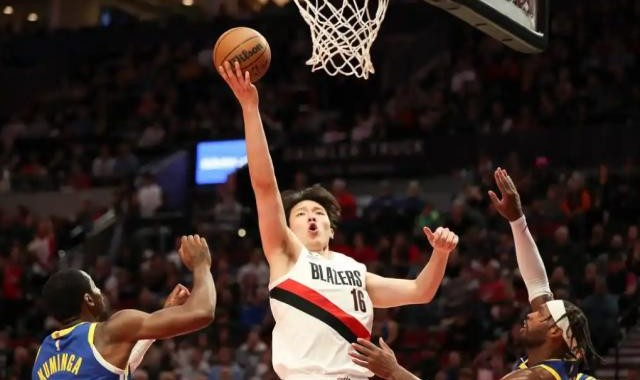 开云体育网址-季前赛获比卢普斯充分信任 体能成杨瀚森最大问题