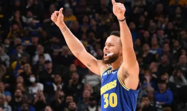 勇士角色球员拖后腿 冲冠只剩交易换血一条路？